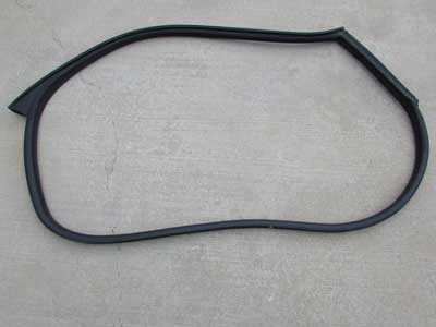 BMW Door Gasket Weather Stripping Edge Protector, Left 51767008581 2006-2010 650i M6 Coupe E63